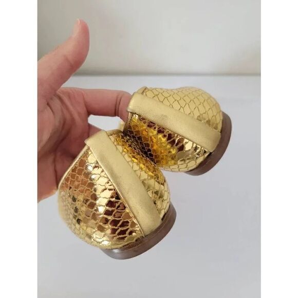 Stuart weitzman gold flat shoes 6.5 - Picture 5 of 10